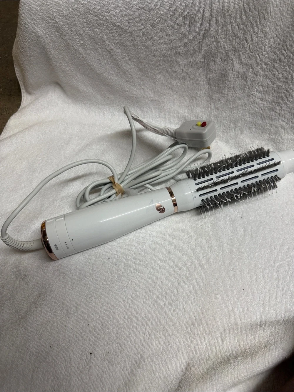 T3 White & Rose Gold Rotating Hot Air Brush Styler